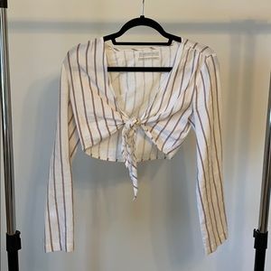 white/pink long sleeve crop | XS